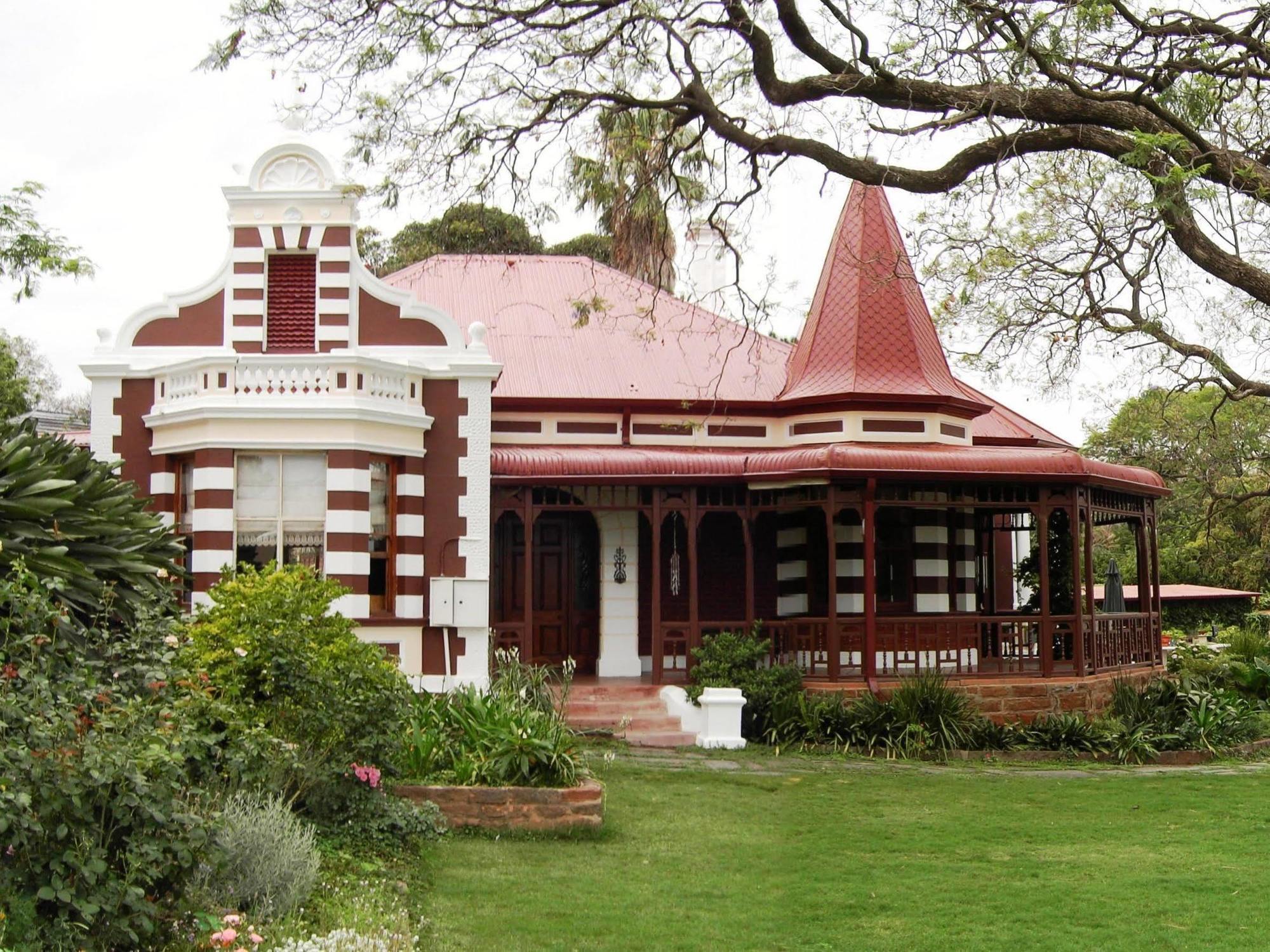 Melvin Residence Guest House Pretoria-Noord Exterior foto